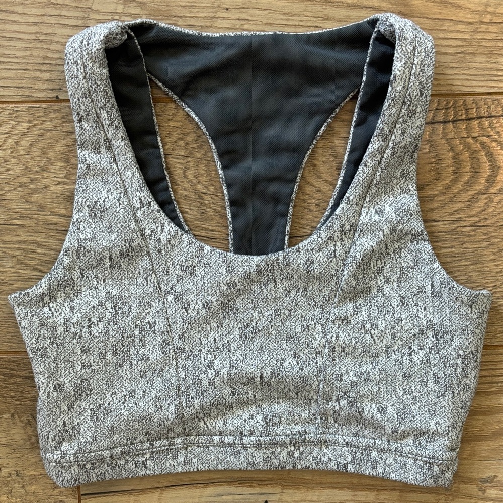 Gymshark Fleur Texture Sports Bra Charcoal Marled Gray Women’s XS - Picture 2 of 7